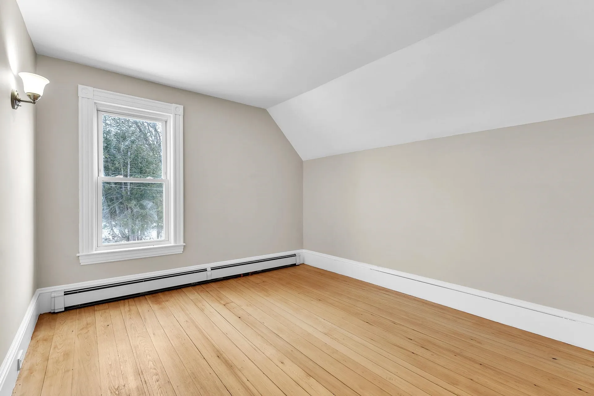 8 Richardson Street Lancaster NH 03584