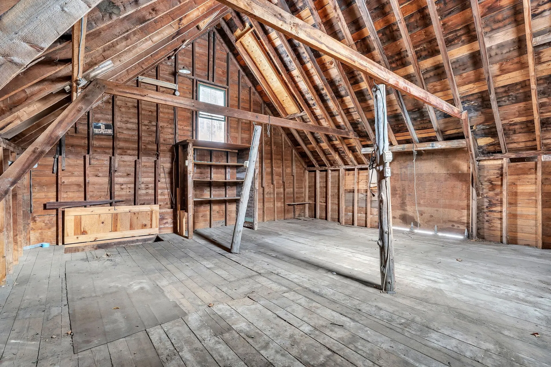8 Richardson Street Lancaster NH 03584