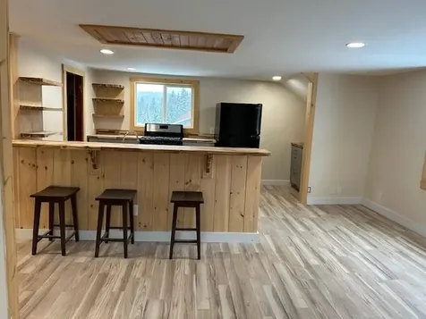 10 Metallak Road Pittsburg NH 03592