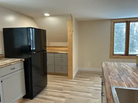 10 Metallak Road Pittsburg NH 03592