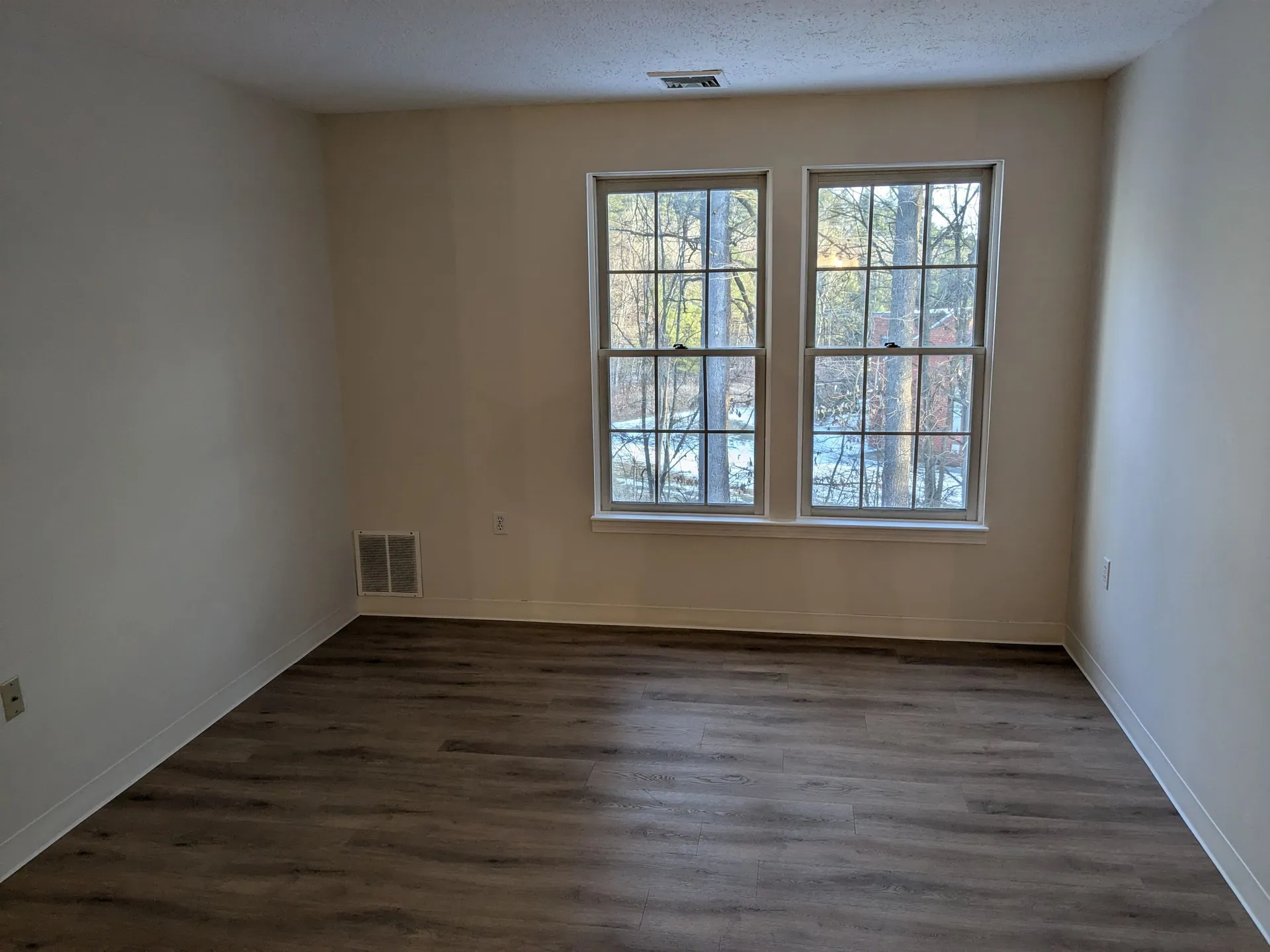 15 Windsor Court Keene NH 03431