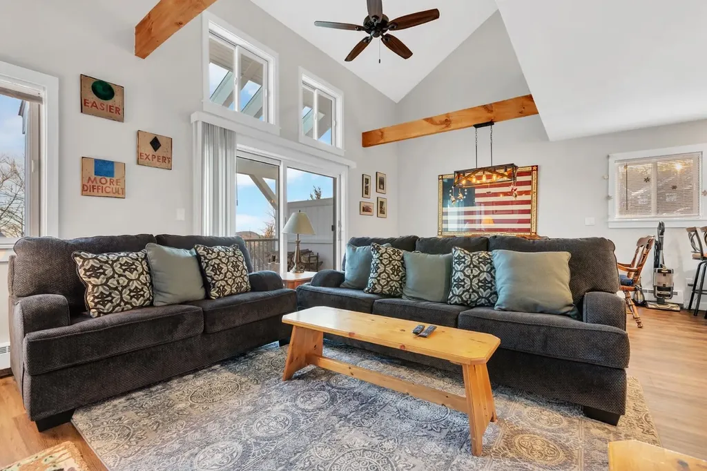 97 Okemo Trailside Extension Ludlow VT 05149