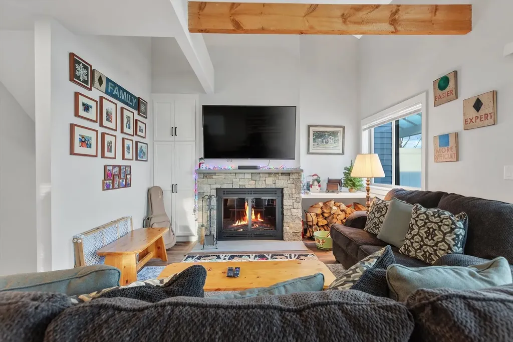 97 Okemo Trailside Extension Ludlow VT 05149