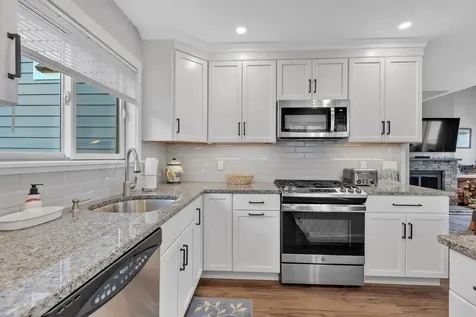 97 Okemo Trailside Extension Ludlow VT 05149