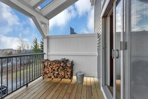 97 Okemo Trailside Extension Ludlow VT 05149