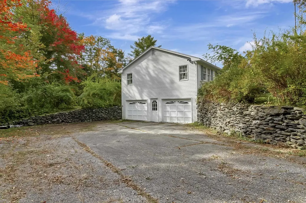 392 Karen Drive Rutland Town VT 05701