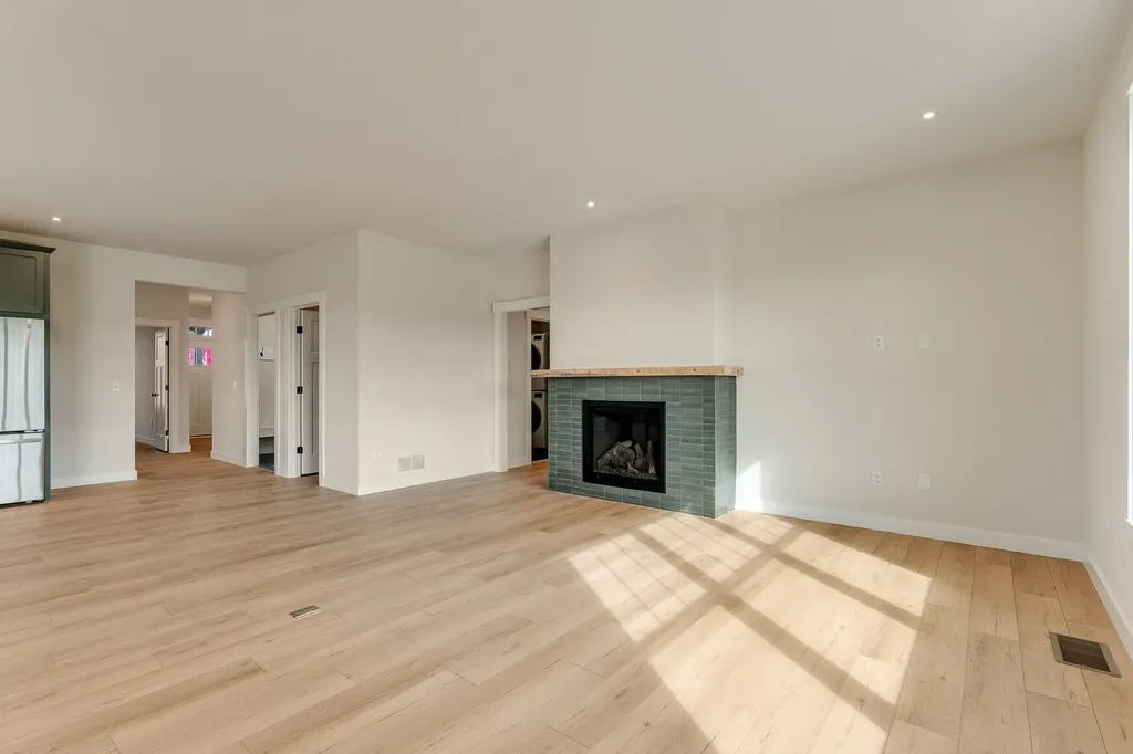 415 Commodore Drive Vergennes VT 05491