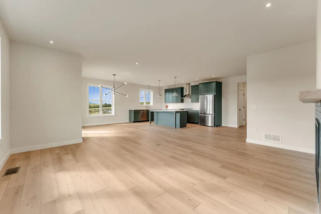 415 Commodore Drive Vergennes VT 05491