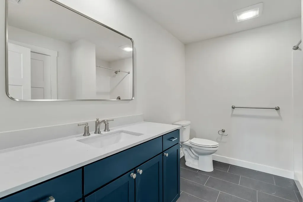 415 Commodore Drive Vergennes VT 05491