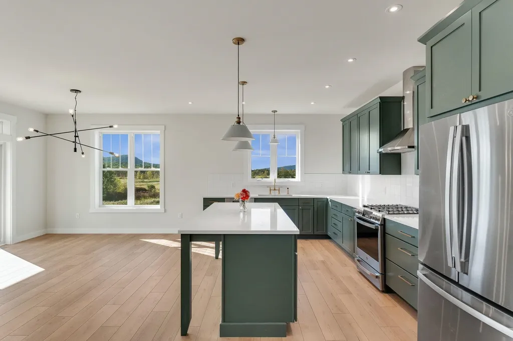 415 Commodore Drive Vergennes VT 05491