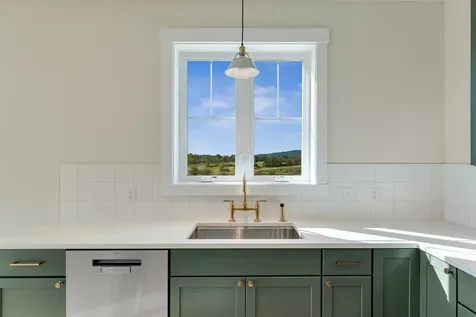 415 Commodore Drive Vergennes VT 05491