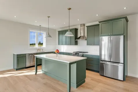 415 Commodore Drive Vergennes VT 05491