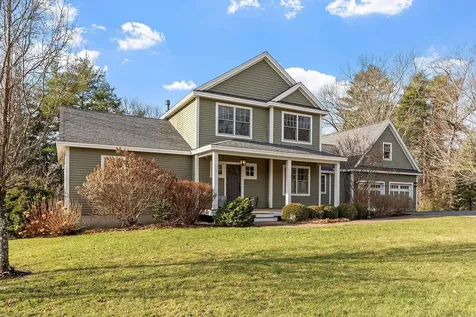 15 Scanlon Way Newfields NH 03856