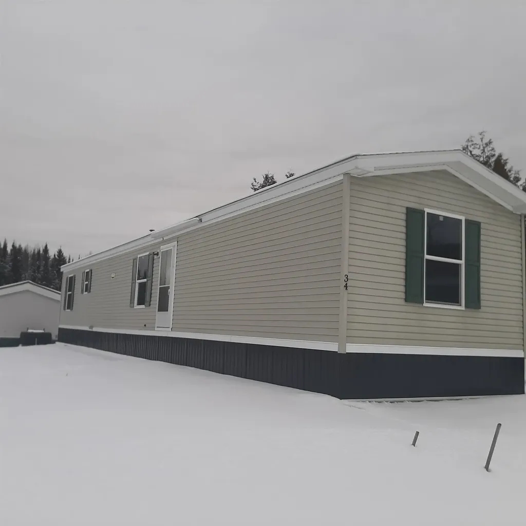 13 Middle Road Stewartstown NH 03576