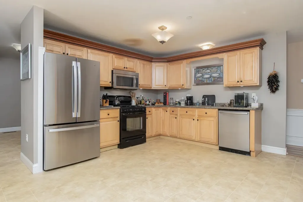 217 Beard Road New Boston NH 03070