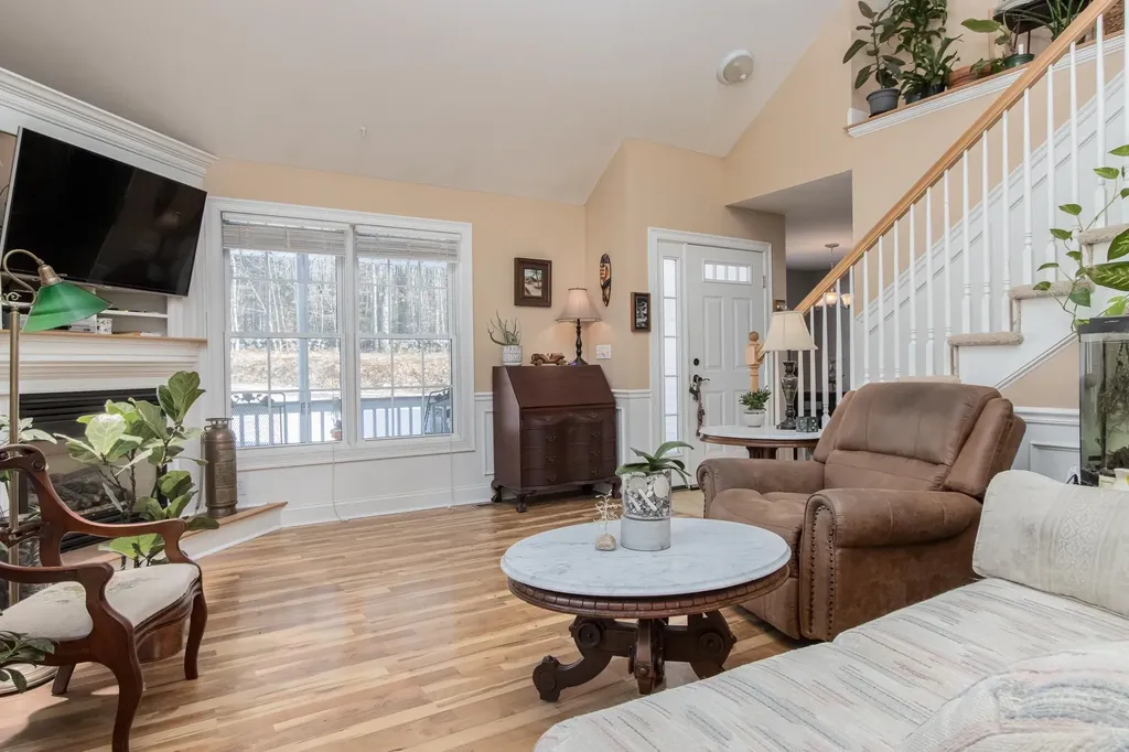 217 Beard Road New Boston NH 03070