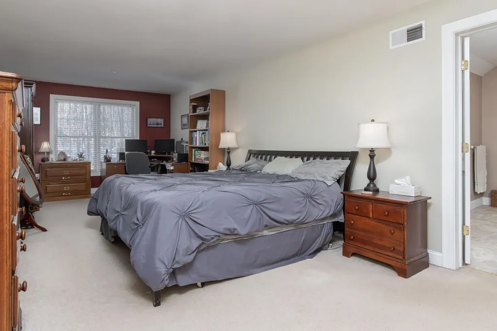 217 Beard Road New Boston NH 03070