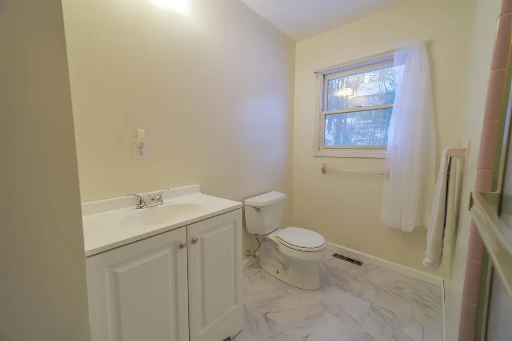 334 Carriage Hill Road Brattleboro VT 05301