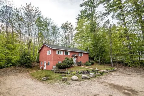 261 Grove Street Conway NH 03860