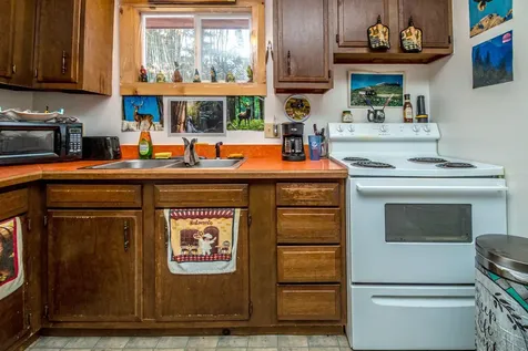 261 Grove Street Conway NH 03860