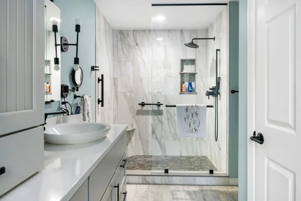 16 Shore Road Grantham NH 03753