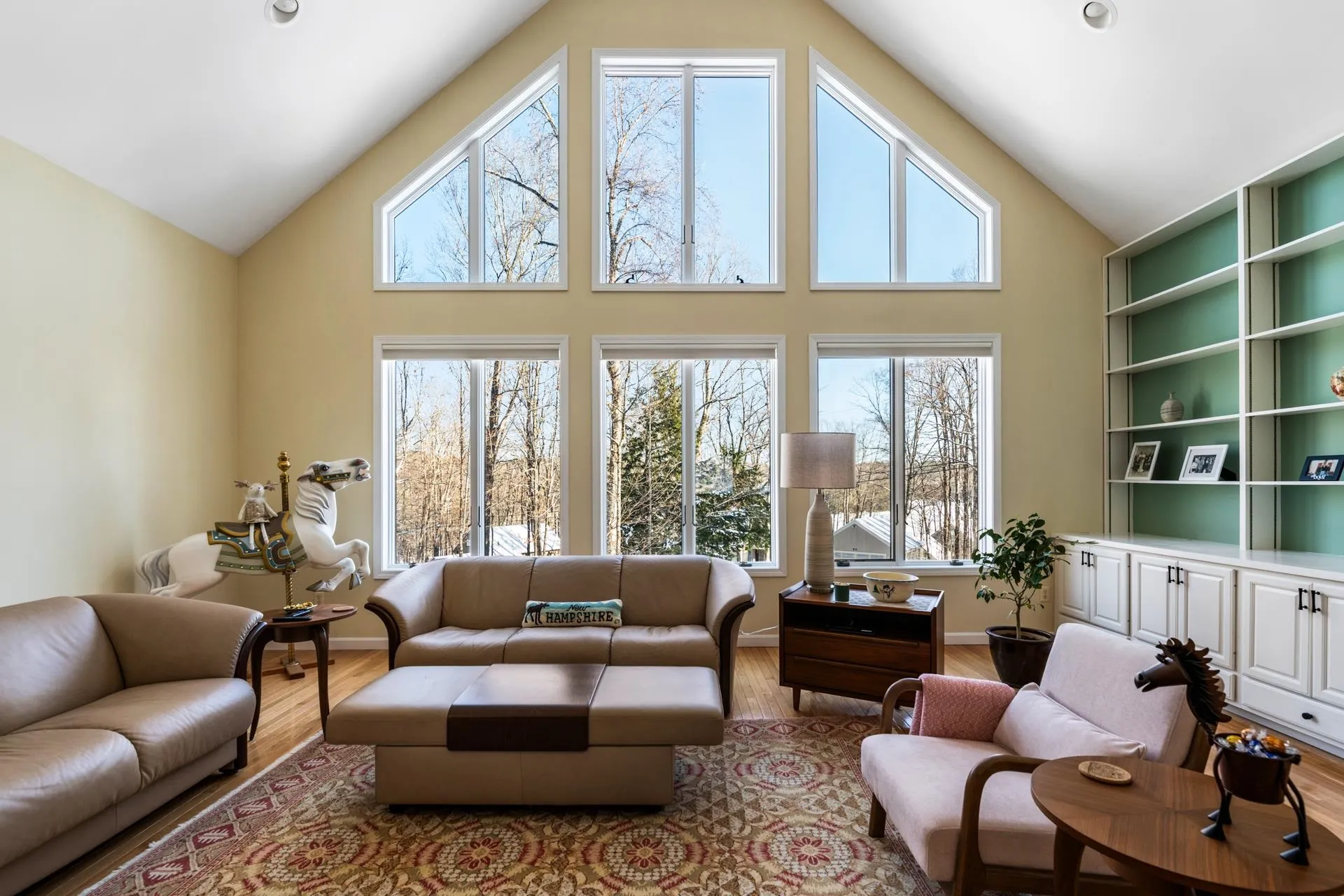 16 Shore Road Grantham NH 03753