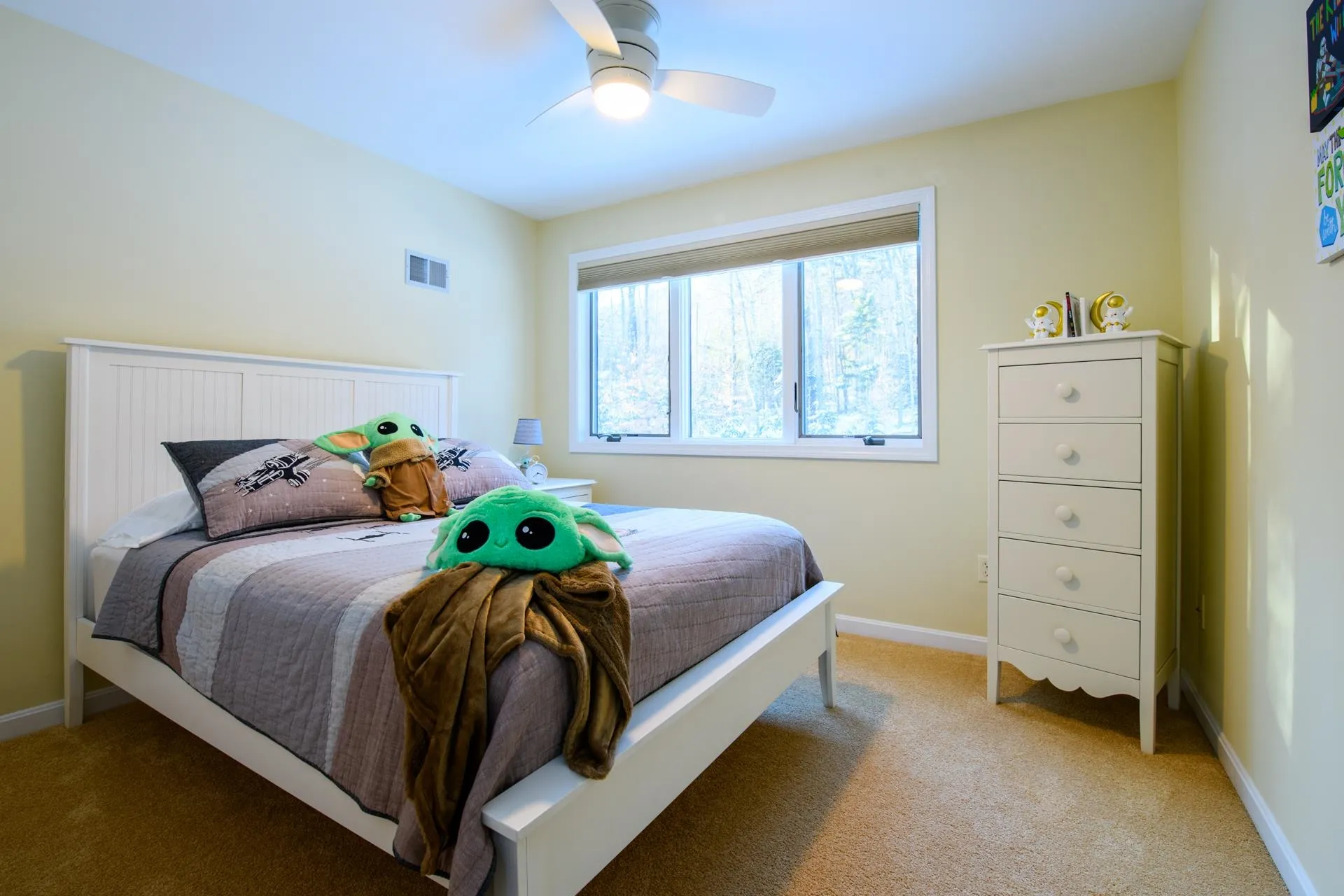 16 Shore Road Grantham NH 03753