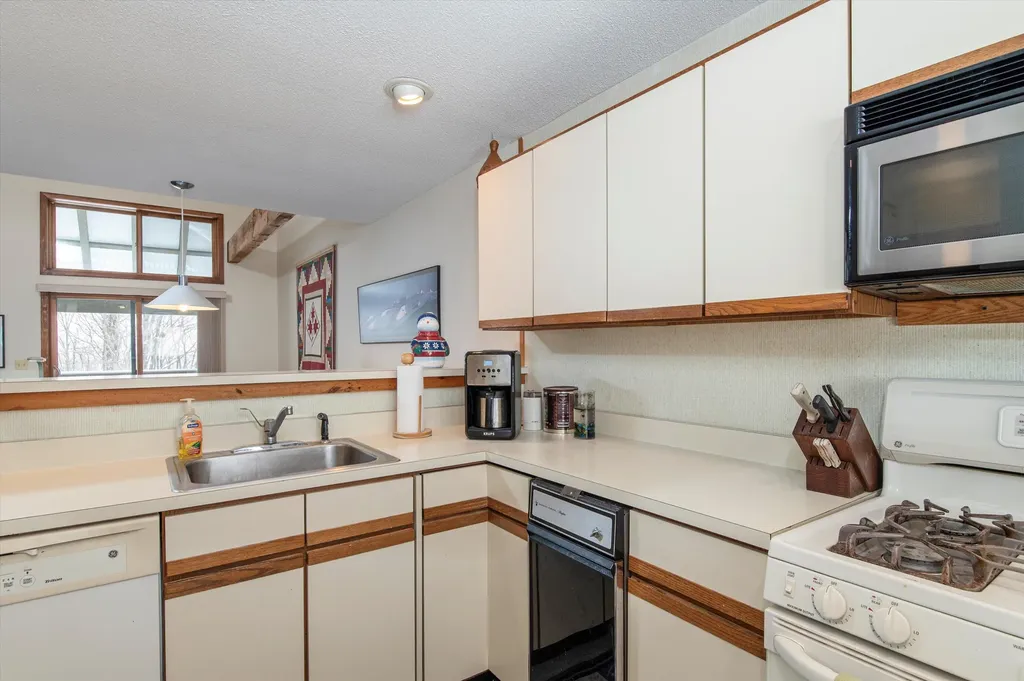 360 Okemo Trailside Extension Ludlow VT 05149