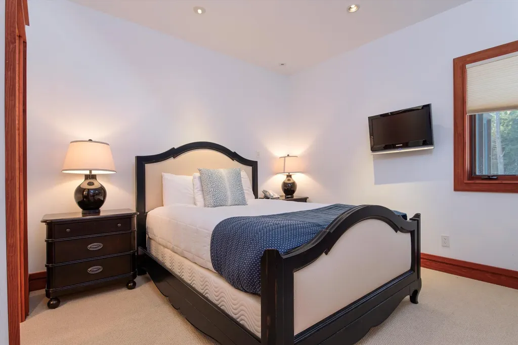 51 East Ash Road Plymouth VT 05056