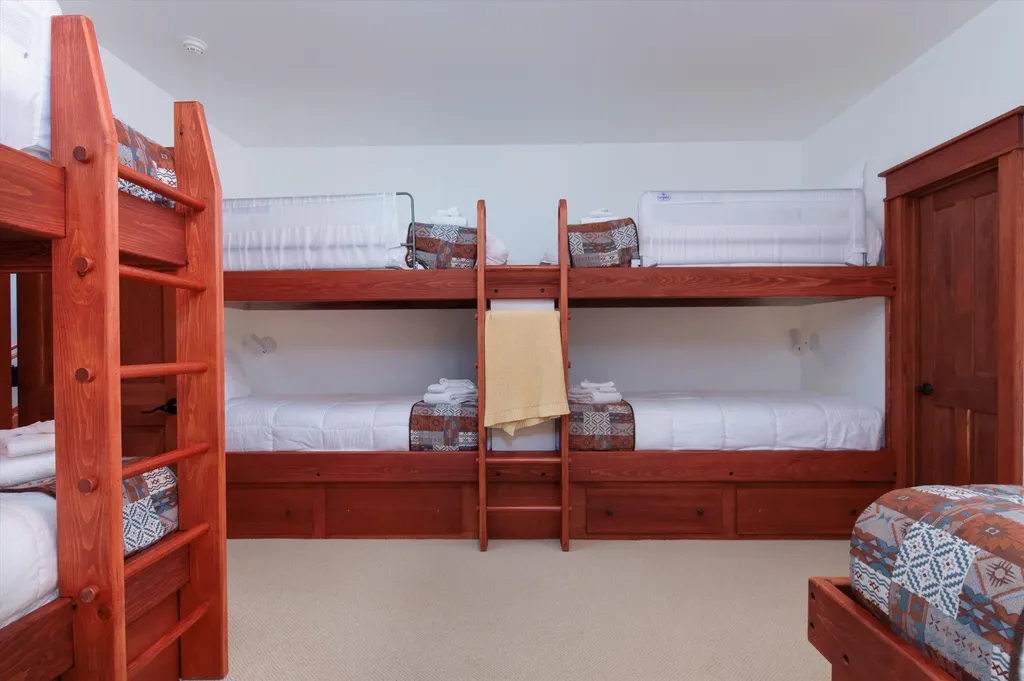 51 East Ash Road Plymouth VT 05056