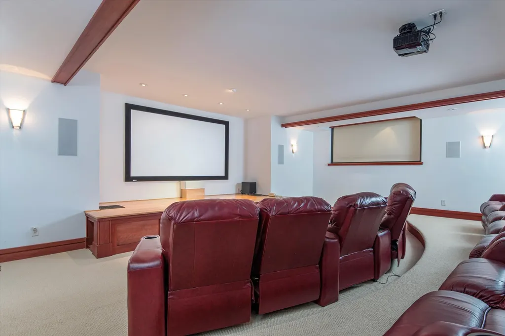 51 East Ash Road Plymouth VT 05056