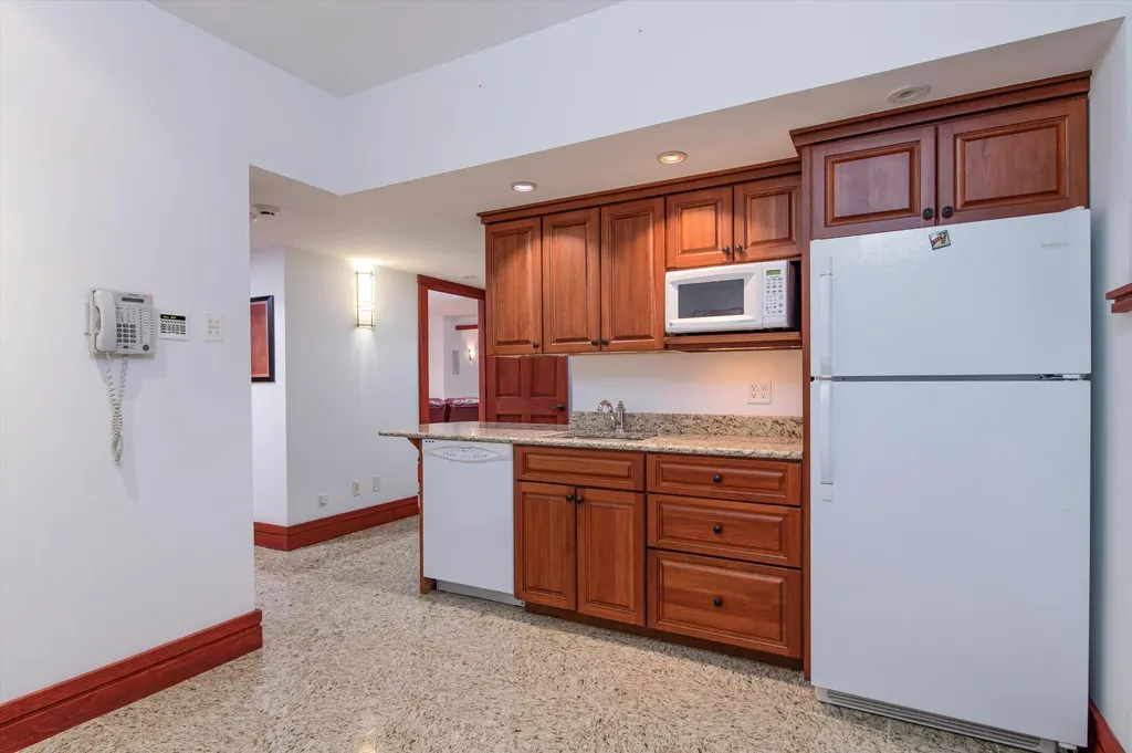 51 East Ash Road Plymouth VT 05056