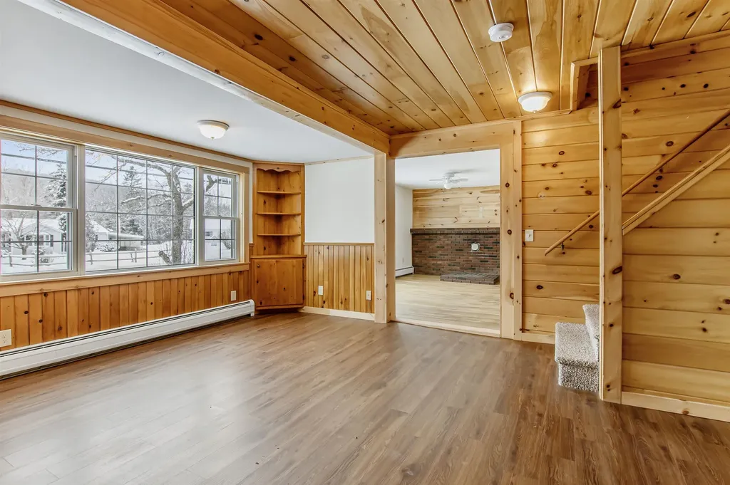 1561 Main Street Pittsburg NH 03592