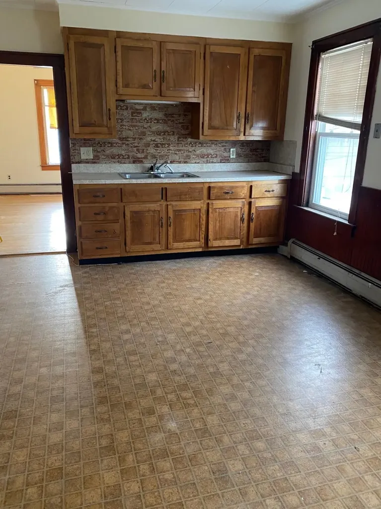 109 North Street Claremont NH 03743