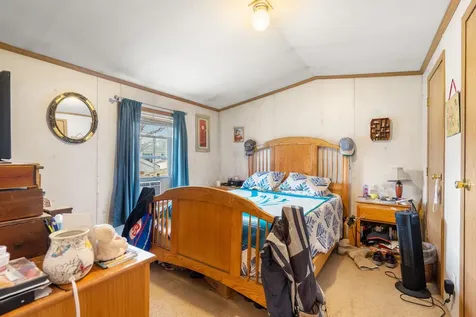 5 Wanda Lane Exeter NH 03833