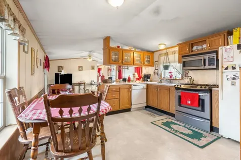 5 Wanda Lane Exeter NH 03833