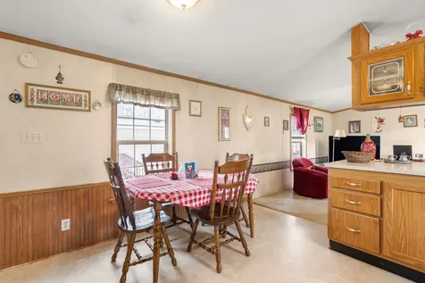 5 Wanda Lane Exeter NH 03833