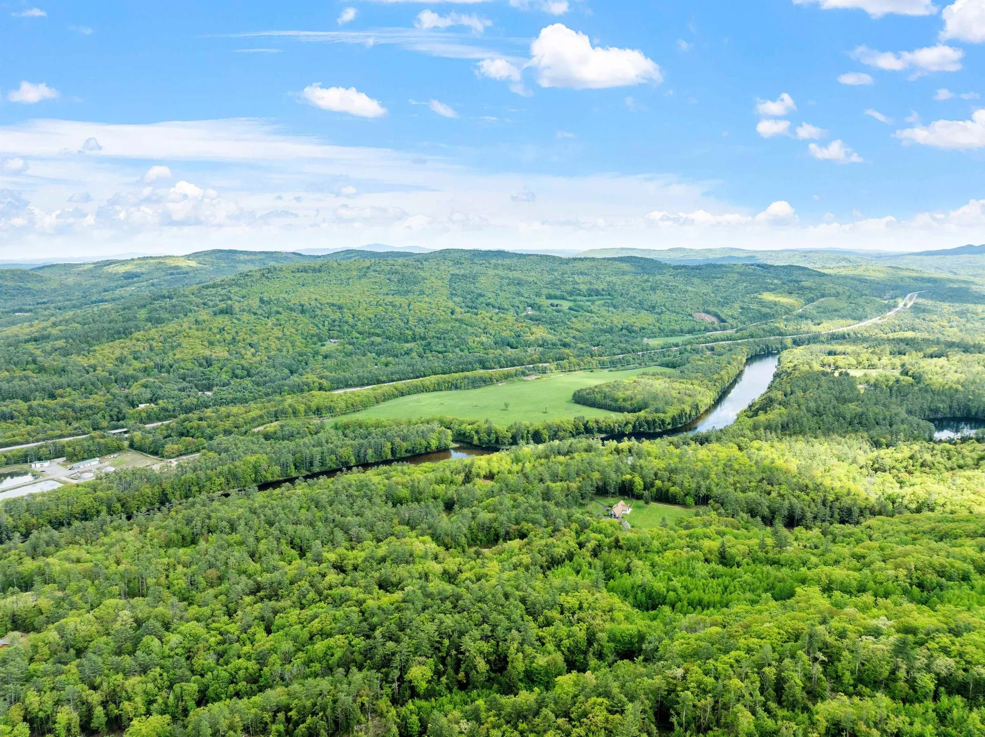 1482 River Road Bridgewater NH 03222