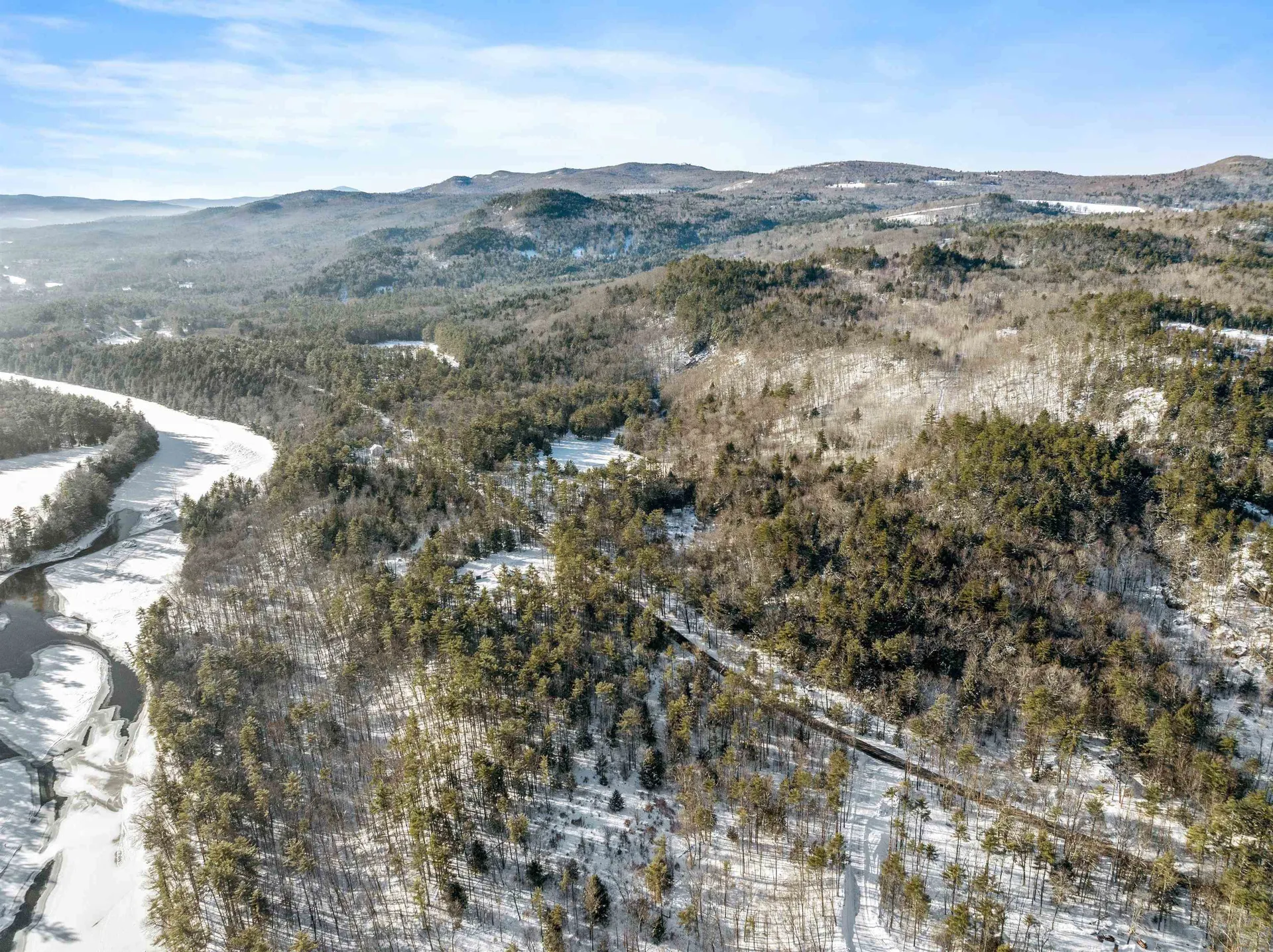 1482 River Road Bridgewater NH 03222