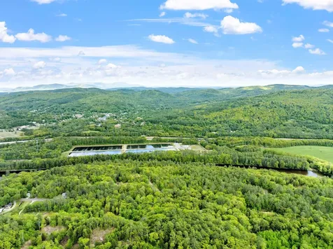 1482 River Road Bridgewater NH 03222