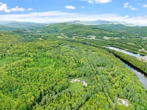 1482 River Road Bridgewater NH 03222