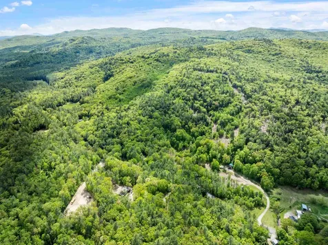 1482 River Road Bridgewater NH 03222