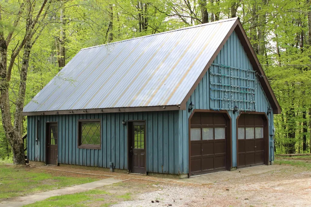 1728 West Road Ira VT 05777