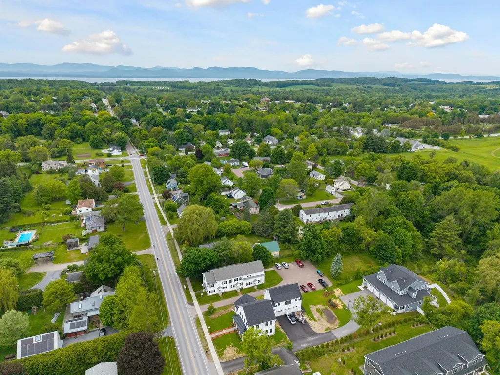 897 Falls Road Shelburne VT 05482