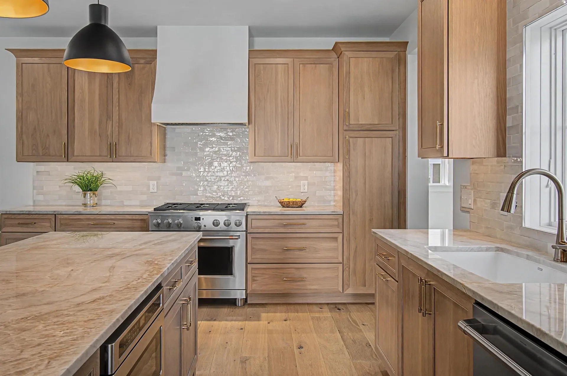 897 Falls Road Shelburne VT 05482