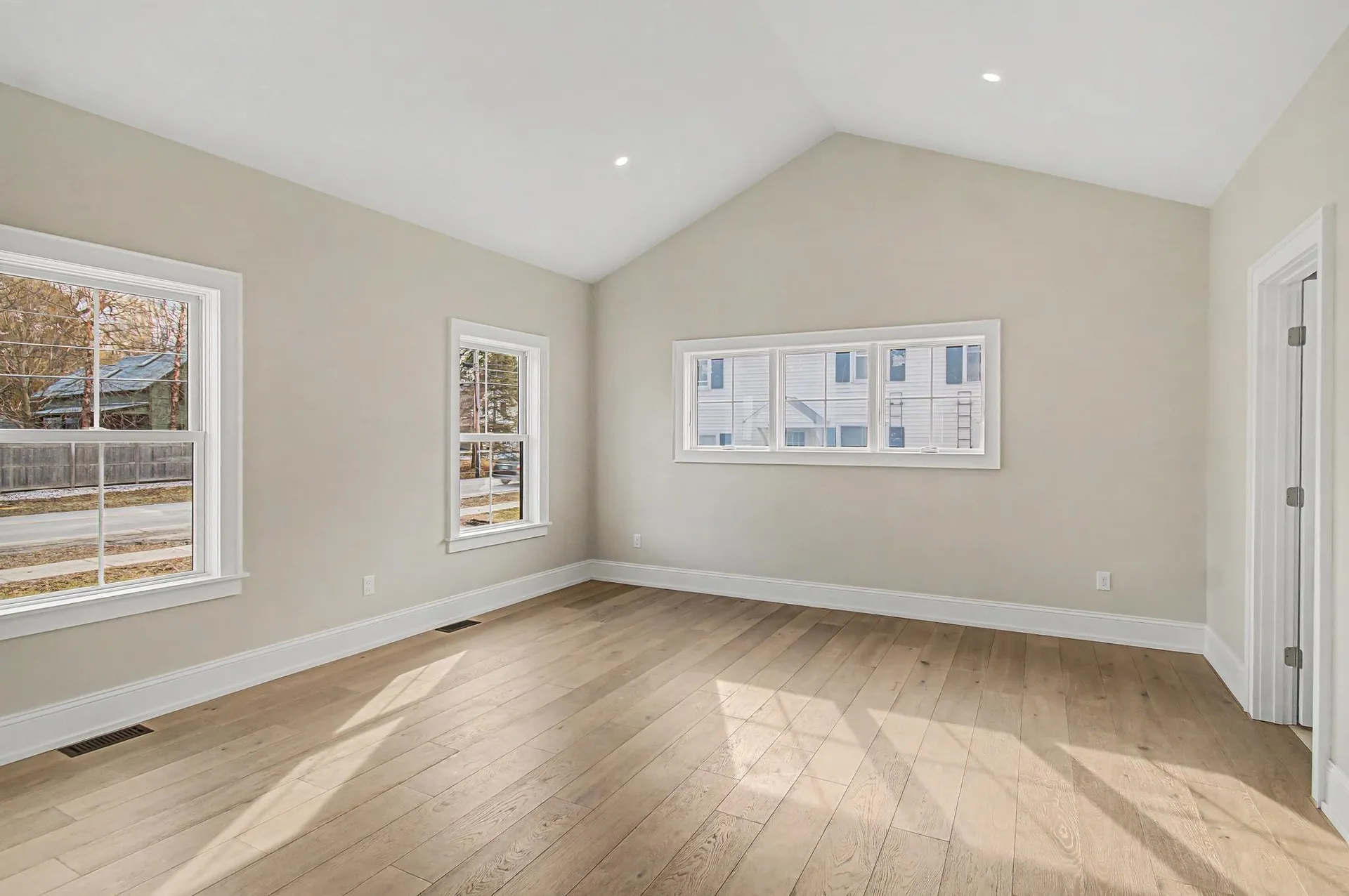 897 Falls Road Shelburne VT 05482