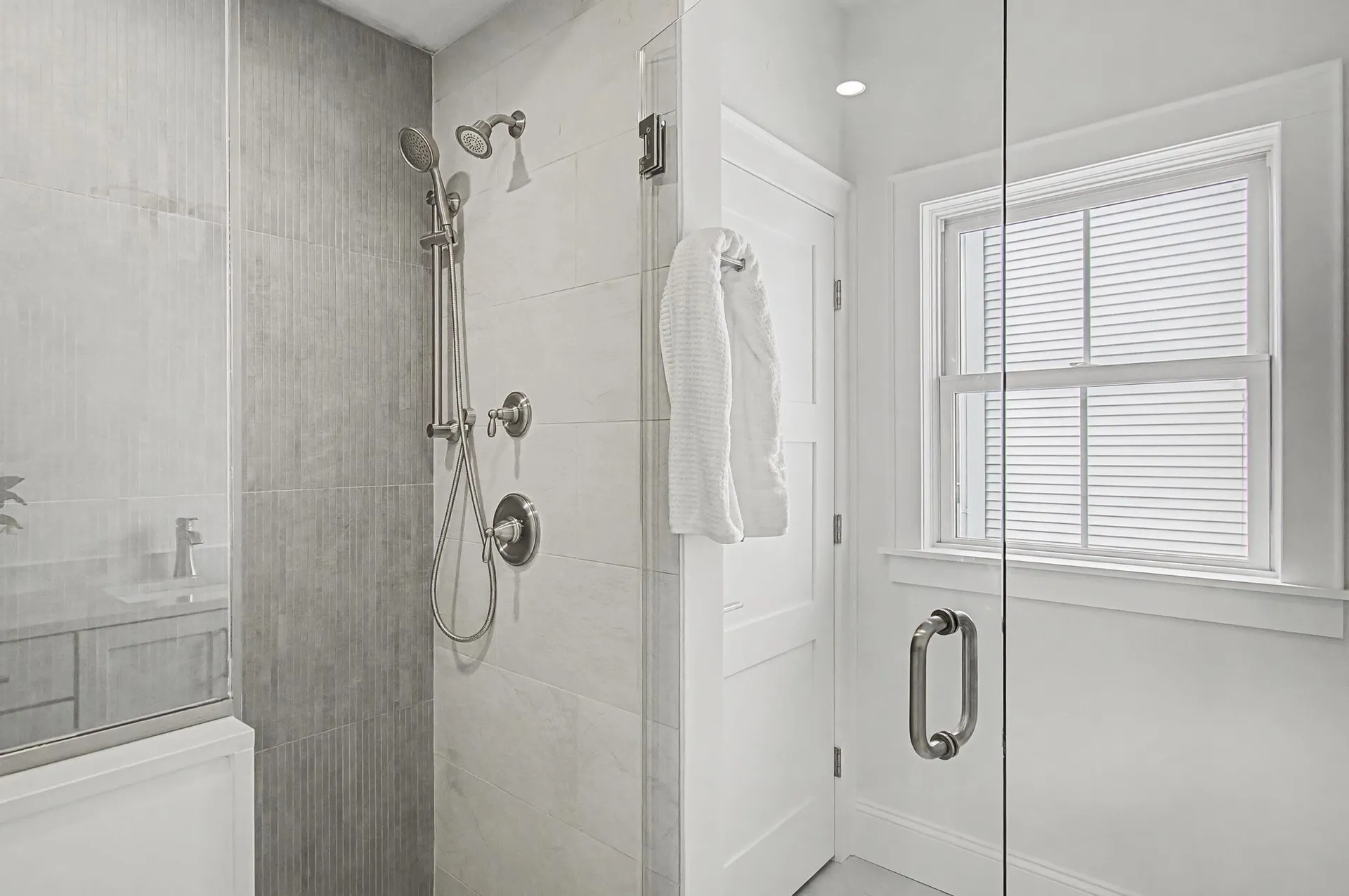 897 Falls Road Shelburne VT 05482