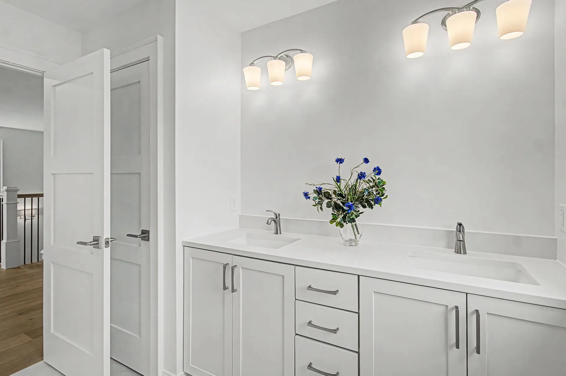 897 Falls Road Shelburne VT 05482