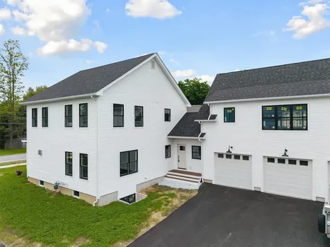 897 Falls Road Shelburne VT 05482