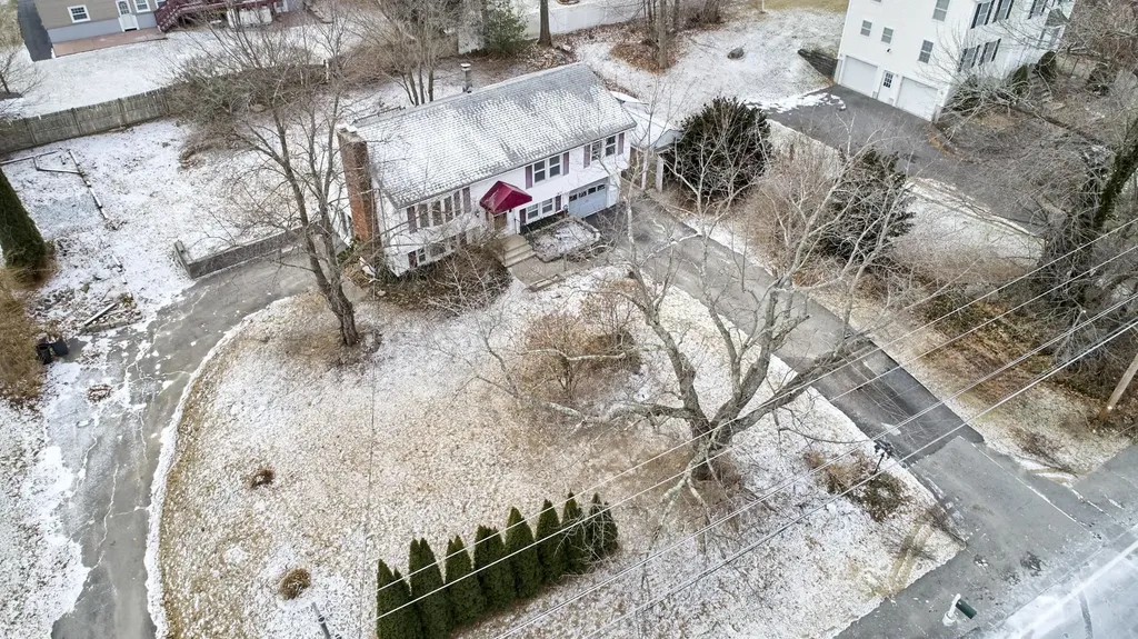 111 Old Rockingham Road Salem NH 03079